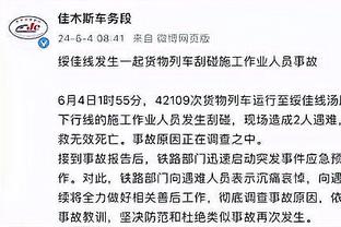 英超的裁判江湖：真瞎还是必须瞎，一只手让名哨尽成盲僧！